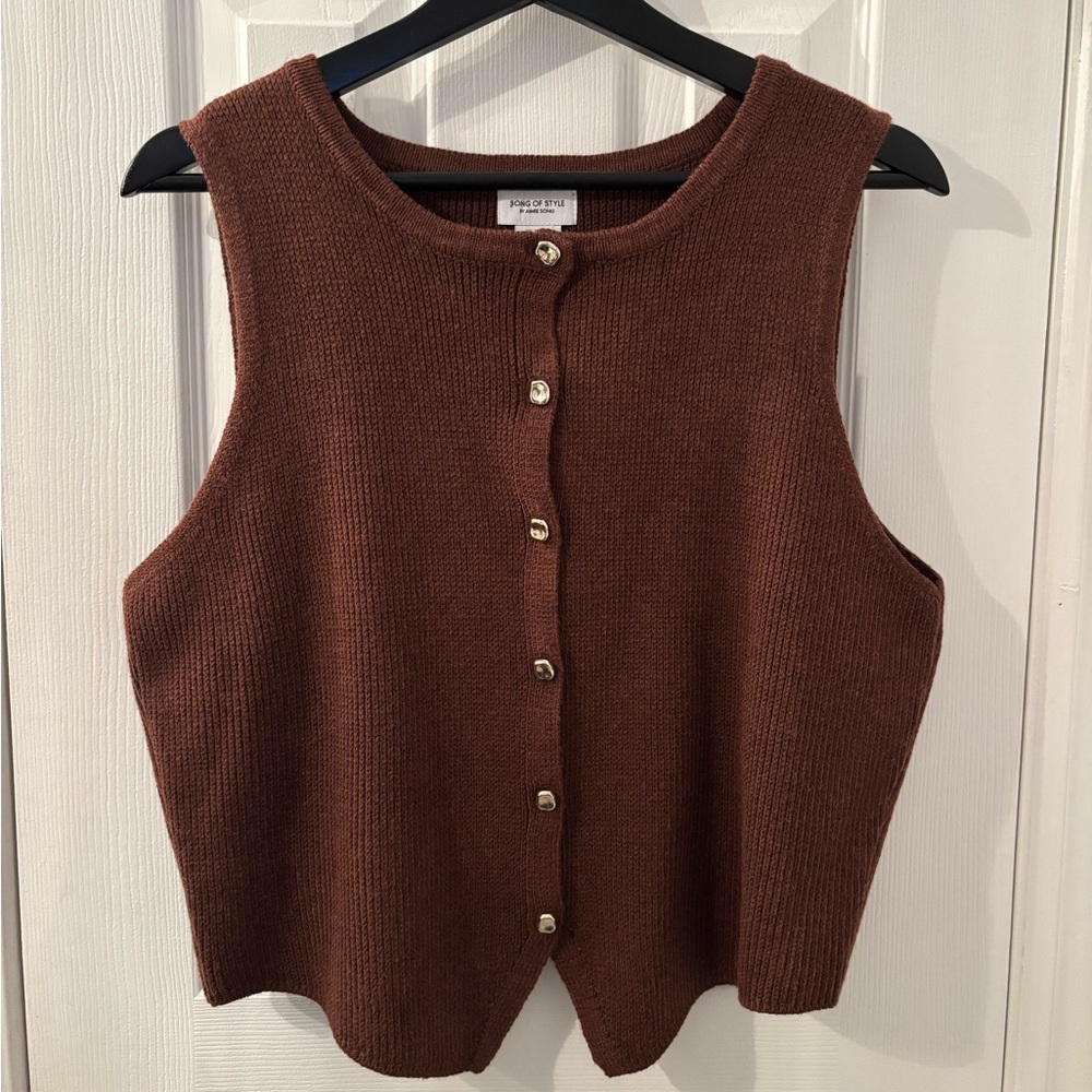 Women’s top in Rich Brown